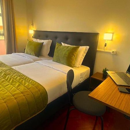Lisabonna Guest House أمادورا المظهر الخارجي الصورة