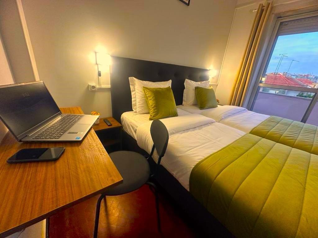 Lisabonna Guest House أمادورا المظهر الخارجي الصورة