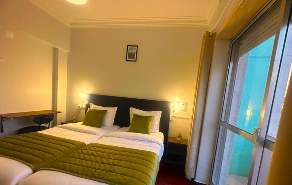 Lisabonna Guest House أمادورا المظهر الخارجي الصورة